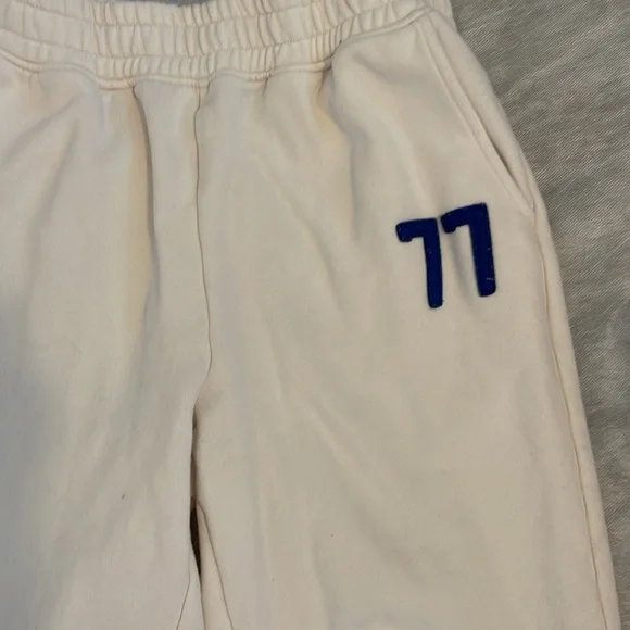 American Eagle Outfitters Cream Hoodie with Blue Lettering - Picture 10 of 13